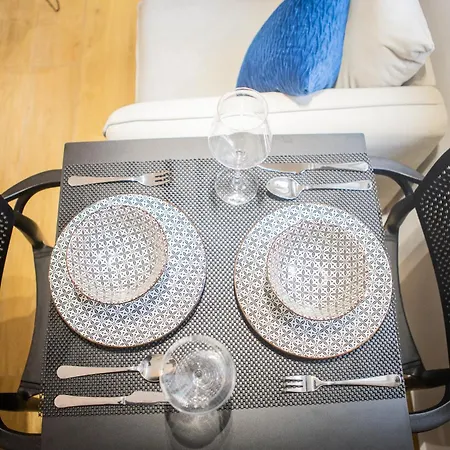 Matisse No17 - Center * טיראנה