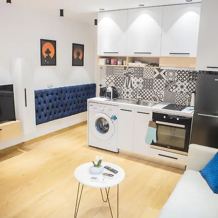 Matisse No17 - Center Apartmán *
